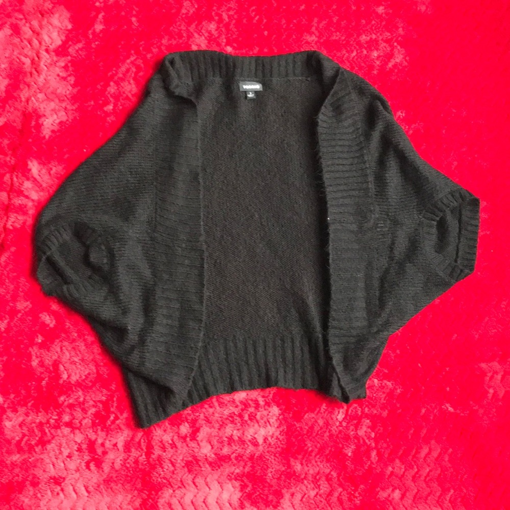 Torrid size 1 Shrug Sweater